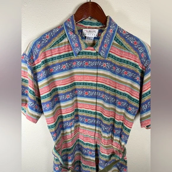 Vintage TALBOTS PETITES PURE silk STRIPED FLORAL BUTTONED Dress Size 8 w/ belt - Picture 2 of 7